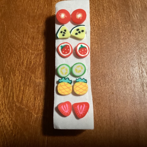 Polymer Clay Sliced Fruit/Fruit Stud Earrings Bundle New 6 pairs - Picture 4 of 8